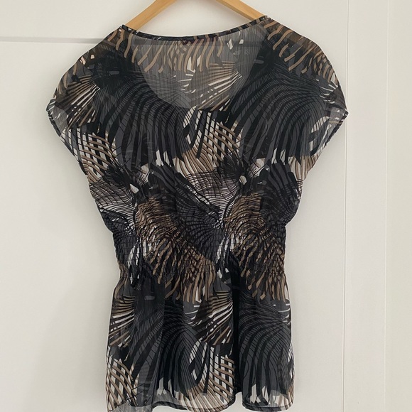 *Summer Ready!* Cap-sleeve Semi-sheer Blouse - Picture 2 of 4